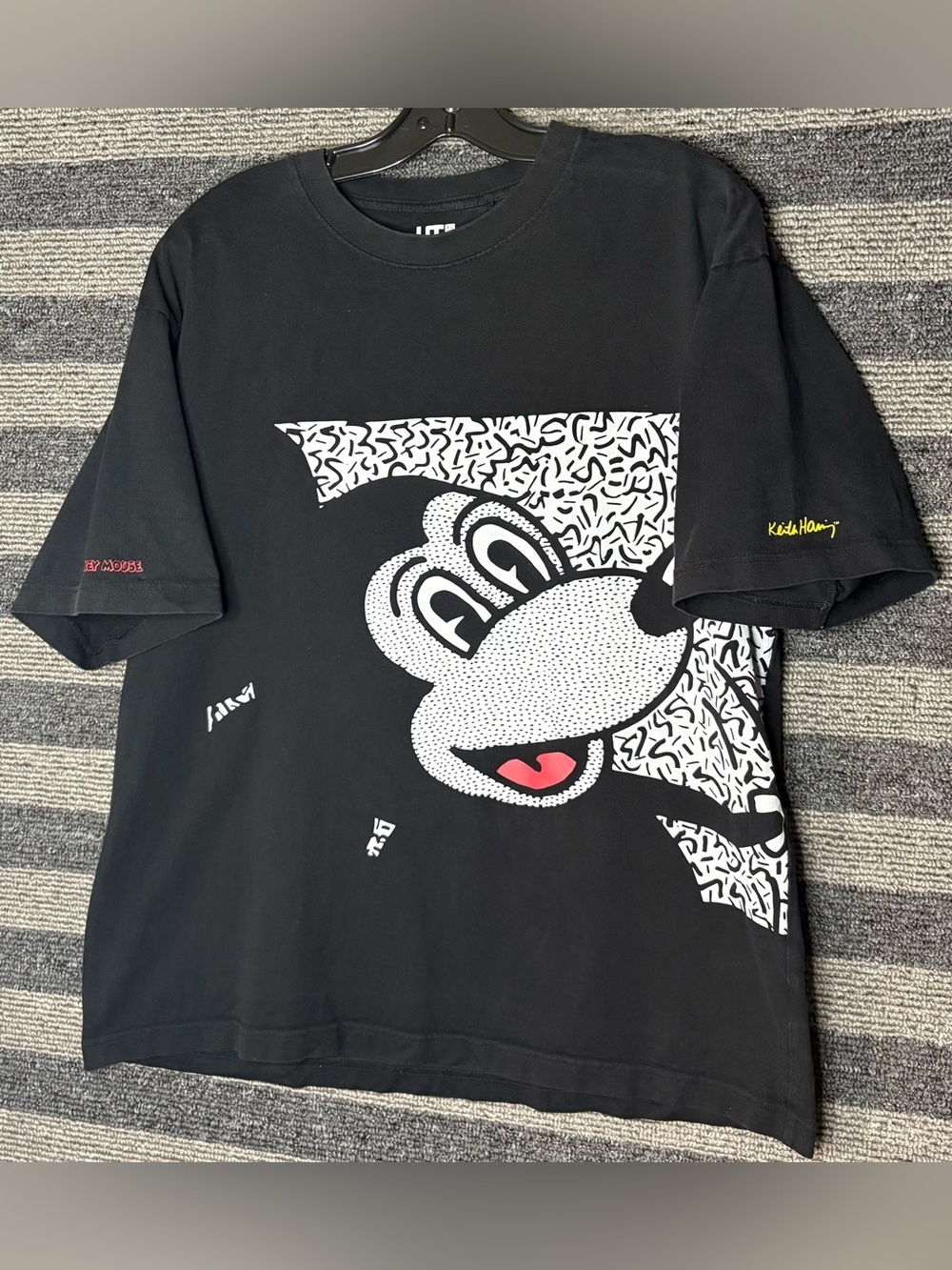 Uniqlo Mickey Mouse x Keith Haring Black Graphic T-Shirt Men’s XL EUC